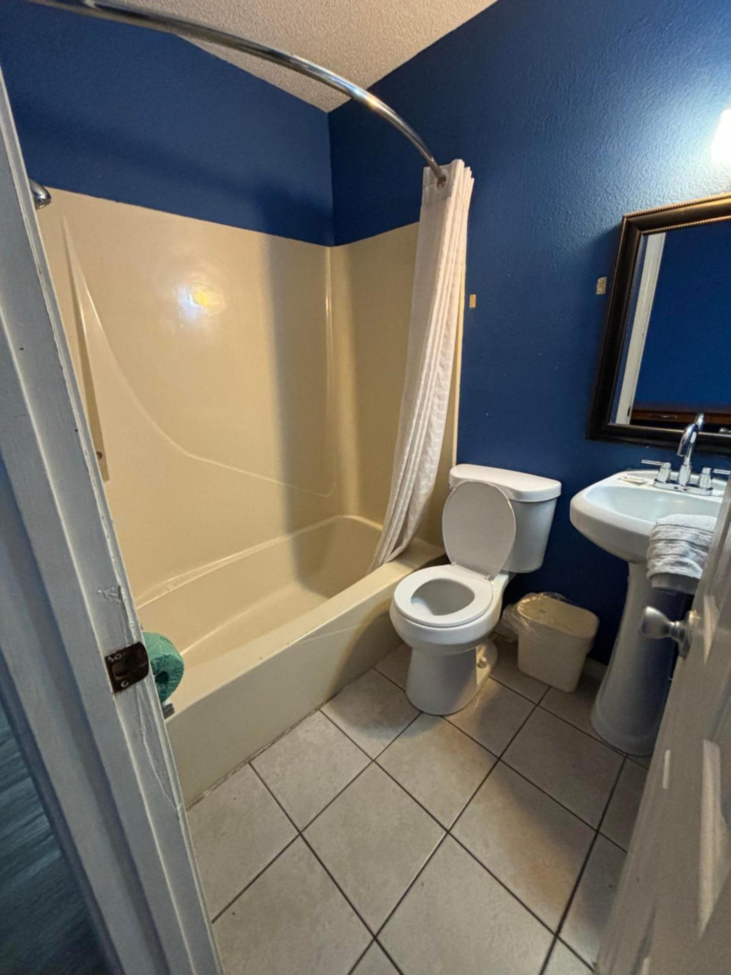 Cook'S Motel- Panama City Beach Upper Grand Lagoon Екстер'єр фото